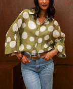 Chemise à pois manches larges